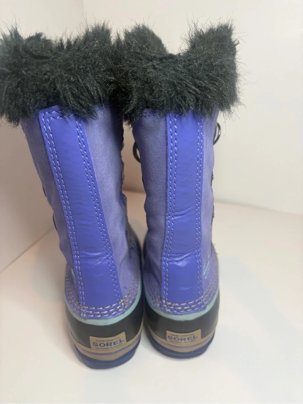 Sorel features joan